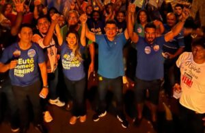 Caminhada de Ribeiro Neto arrastando multidões na Cohab em São Luís